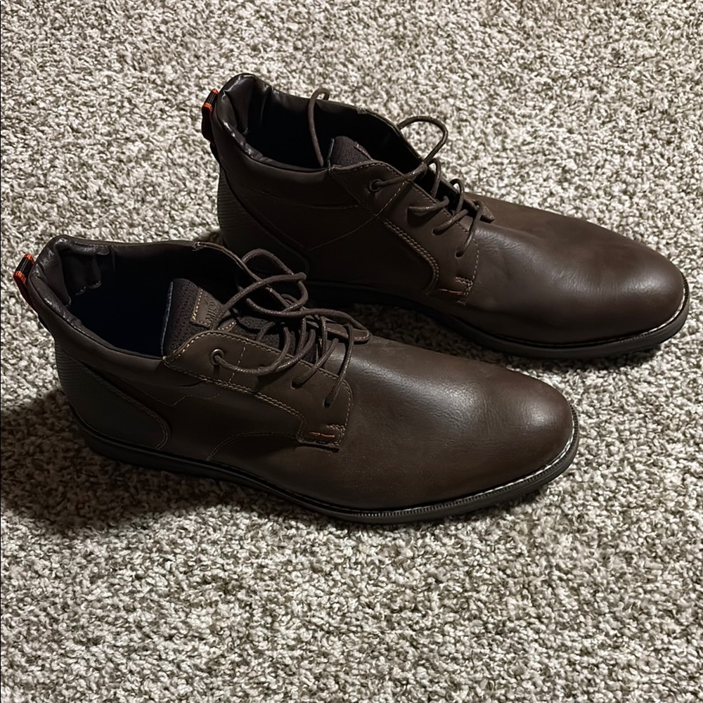 Nunn Bush Brown Chukka Boots Versatile Leather Design